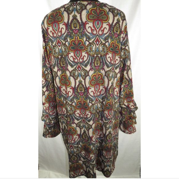Tacera Woman Medallion Print Long Flared Sleeve Knee Length Dress, Plus Size 3X - Picture 9 of 10